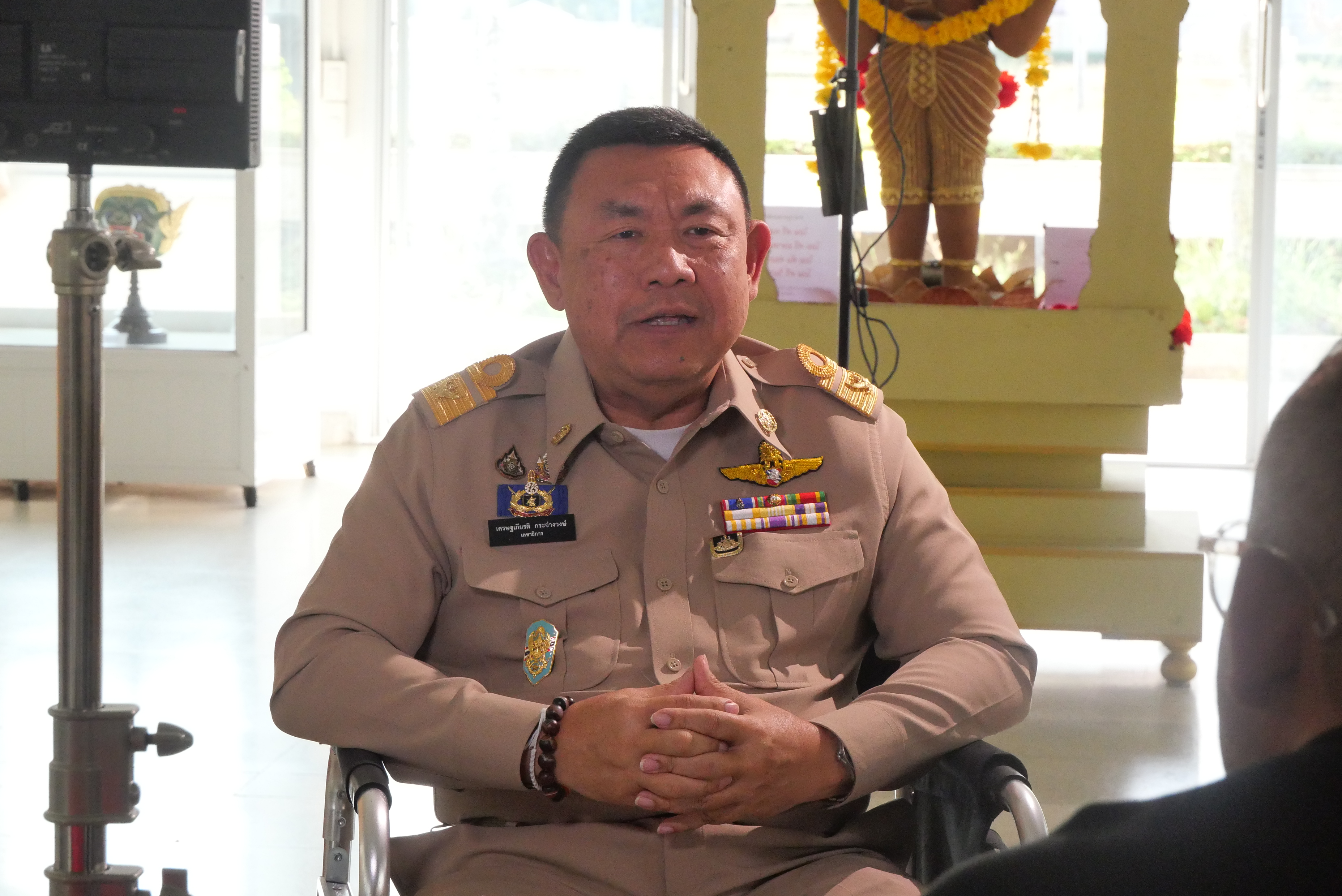 title - เลขาธิการ ส.ป.ก. บันทึกเทปให้สัมภาษณ์ภาพยนตร์สารคดีชุด “สืบสาน สร้างสุข ปวงประชา” และตรวจติดตามการดำเนินงานในพื้นที่เขตปฏิรูปที่ดิน ณ จังหวัดพระนครศรีอยุธยา